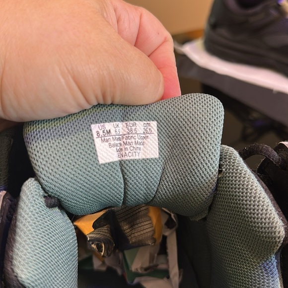 Ryka women’s Black and Green Tenacity Shoes size 8.5 - Picture 4 of 10